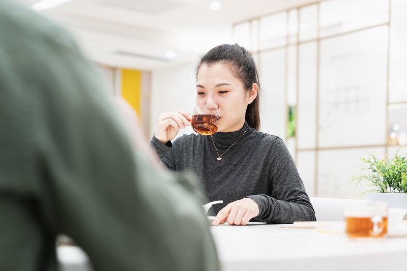 現代人可能因為身體溼氣重有飲用去濕茶的習慣，但你知道去濕茶怎麼喝才是最有效的嗎？