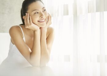 中醫解析4種便祕體質！腸熱、氣滯、腎虛、血虧你是哪一種？喝對中藥立刻順暢