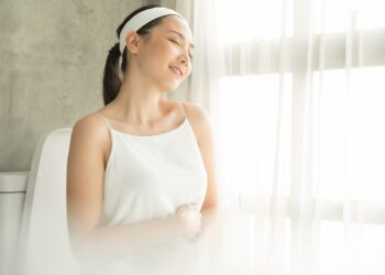 便秘該按摩哪個穴道？搭配全身性運動，馬上順暢遠離腸胃疾病