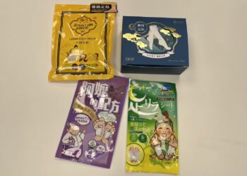 實測足貼吸水力｜翰方御品、阿嬤的配方、泰國蘭納、日本樹之惠本舖，哪家足貼最好用？