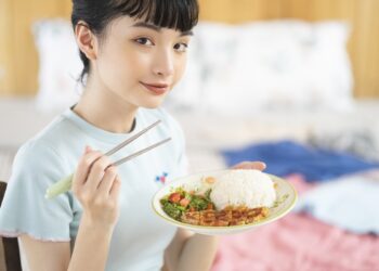 豬皮可以補充膠原蛋白嗎？營養師透漏：不好吸收還容易胖