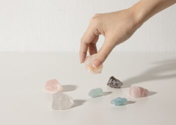 2024年改運就戴這些水晶！戀情不順、招貴人就看這一篇！