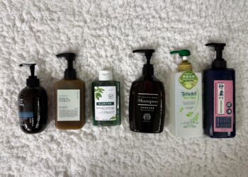 【2025最新】TOP6控油洗髮精排名評比！控油力、起泡力、清潔力誰最強？中醫師推薦控油洗髮精出爐