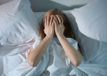 更年期失眠怎麼辦？4大更年期保養，擺脫失眠困擾！