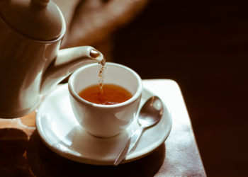 順孅茶減重有效嗎？中醫師團隊研發順孅茶改善體內濕氣囤積，幫助減重